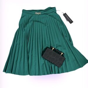 Vintage style green pleated flare skirt Sz Petite M New